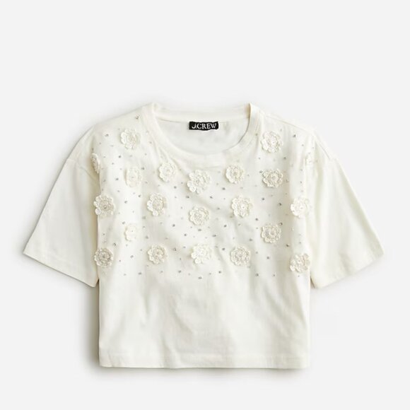 π¨ 50% OFF BUNDLES! π¨ NWT J.Crew Cropped T-shirt crochet floral appliquΓ©s - Picture 2 of 7